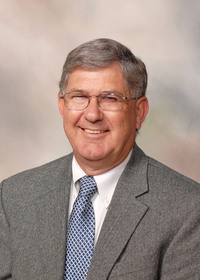 Dr. Joe E Street